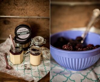 Dulce de Leche Pannacotta med Björnbär- & Lakritsspegel