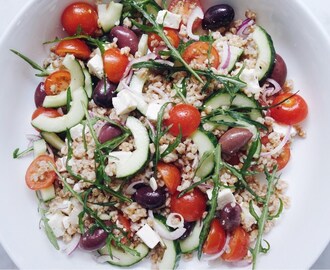 GREKISK SALLAD