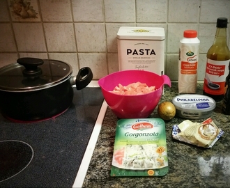 Fläskytterfilé & gorgonzolagryta med penne