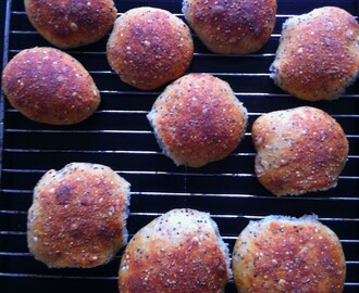 Kalljästa frukostbullar med quinoa