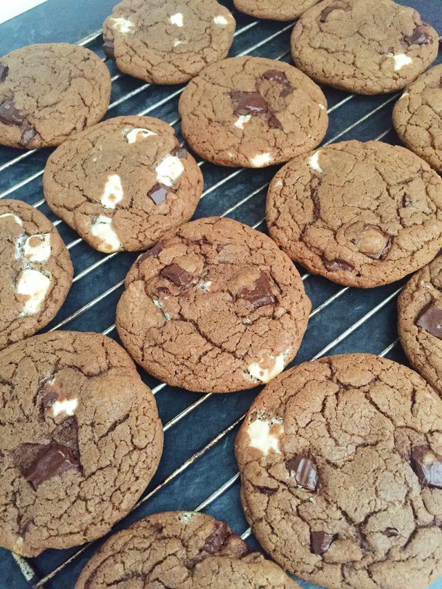 Världens godaste Double Chocolate Chip Cookies - Julia Angelback