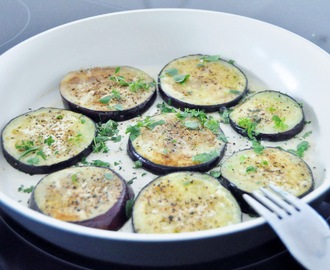 Ugnsgratinerad aubergine i tomatsås med parmesan