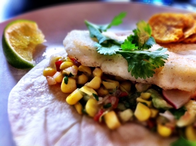 Fish taco med corn salsa