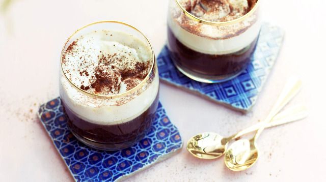 Fransk kaffedrink med konjak och choklad