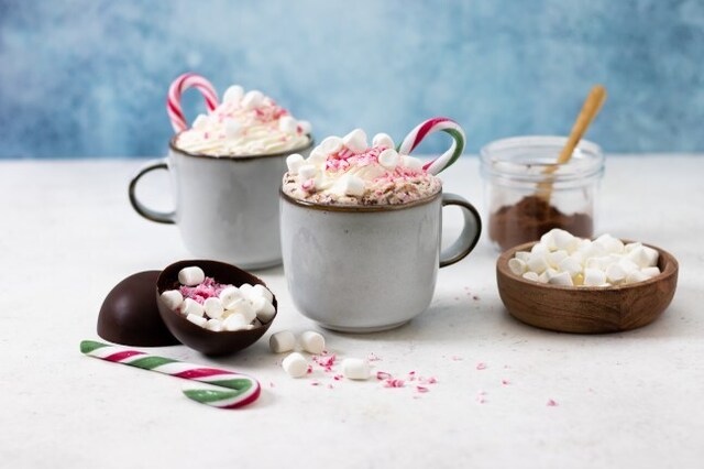 Varma chokladbomber – ”hot chocolate bombs”