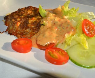 Fetaostbiffar (hamburgare) med mejerifri hamburgerdressing (Lchf-Mejerifritt)