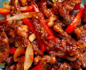 Crispy Chilli Beef with Sweet Chilli Sauce