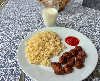 Köttbullar och makaroner