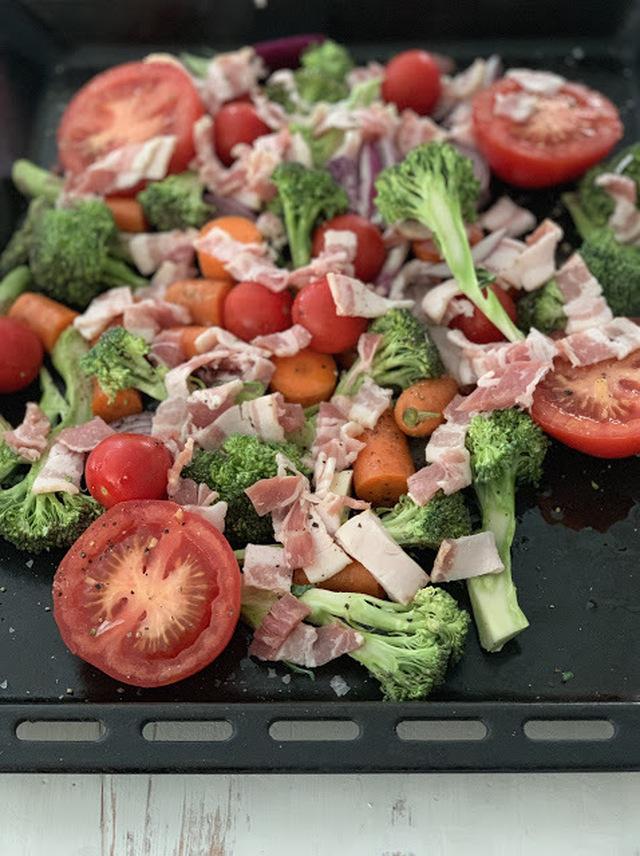 Var dags mat - Ugnsbakade grönsaker med bacon och fetaost