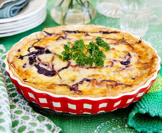 Quiche lorraine med rödkål och skinka