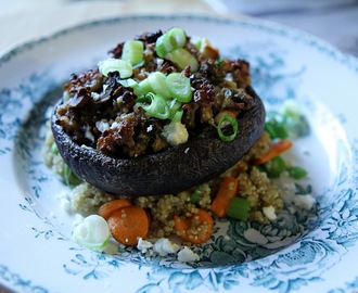 Lammfärsfylld portobello med fetaost och salladslök