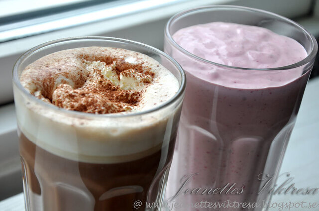 Varm choklad och Hallonsmoothie på kokosmjölk