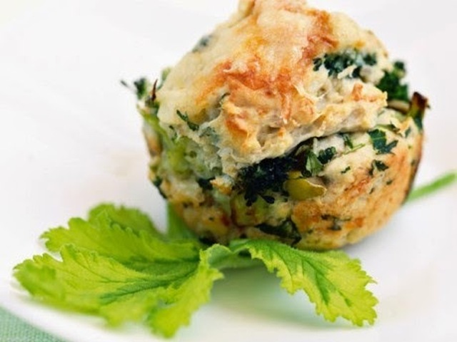 Matmuffins med ost, broccoli och rucola - 140 kcal