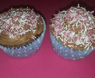 Chokladcupcakes med Nutella frosting