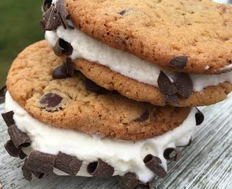 Ice cream chocolate chip cookies – det bästa av två världar!