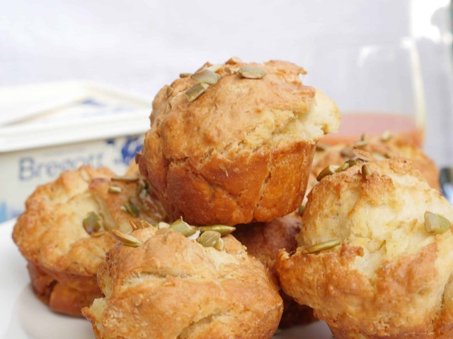 Sconesmuffins – krispiga scones i muffinsplåt