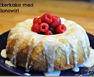 Sockerkaka deluxe: Sockerkaka med hallonswirl