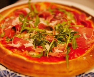 Hemmagjord glutenfri pizza - Maria Busck - bloggare i Malmö