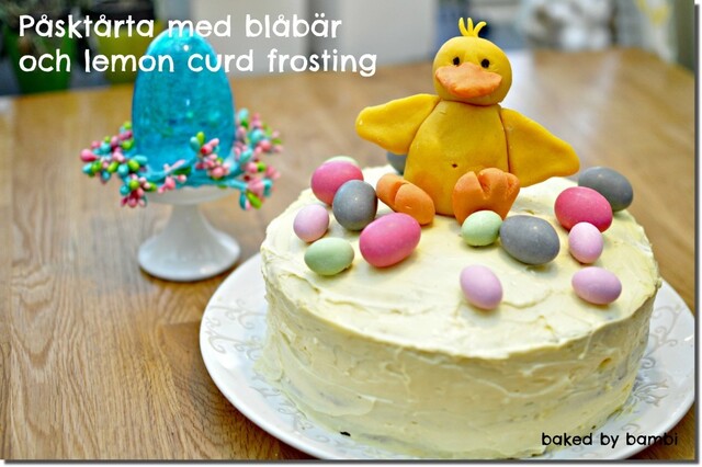 Påsktårta med blåbär och lemon curd frosting