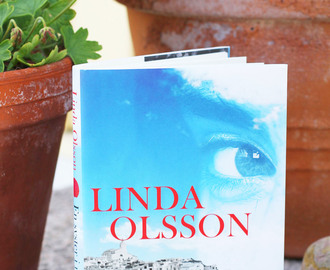 Recension: En syster i mitt hus, av Linda Olsson (innehåller spoilers)