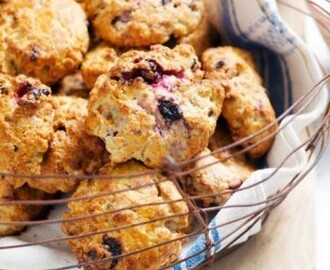 Glutenfria blåbärsscones