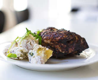 Hel grillad kyckling med smak av ingefära