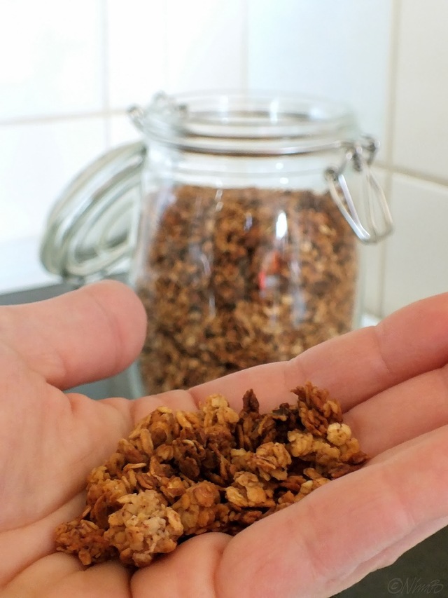 RECEPT > Knaprig müsli