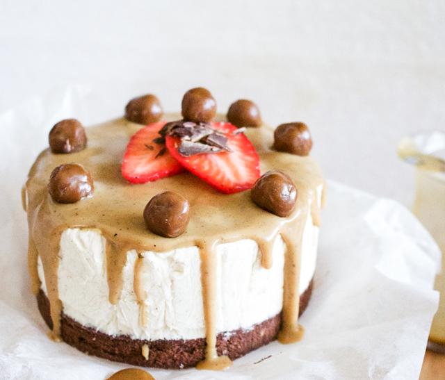 Brownie + Cheesecake = SANT