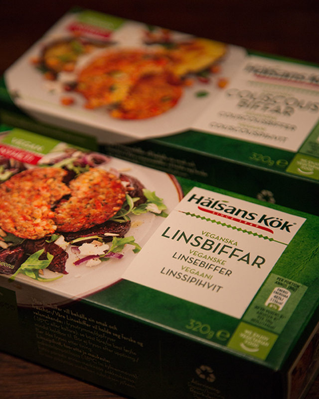 Vegetariska biffar med ugnsrostade grönsaker