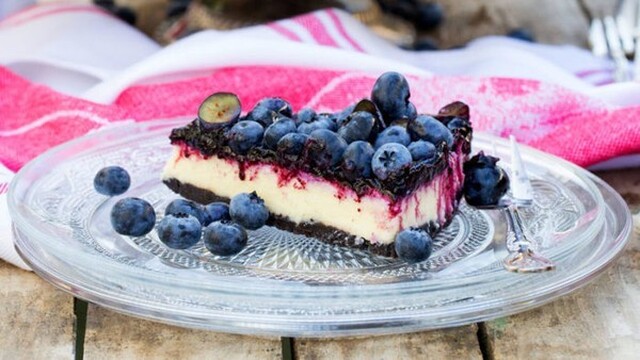 Cheesecake med blåbär.
