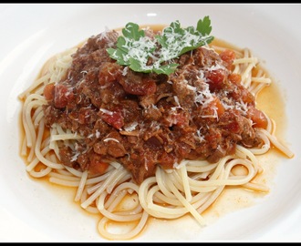 Högrev bolognese