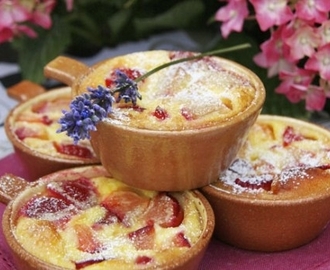 Plommonclafoutis