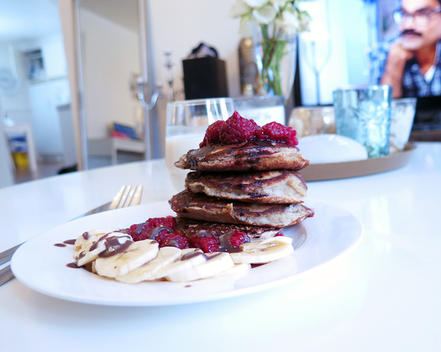 Fluffy pancakes with protein.