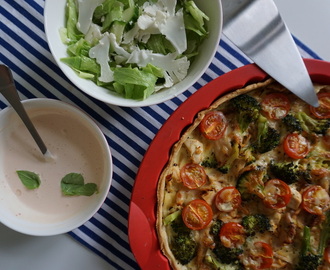 Kyckling, broccoli och tomatpaj med chili