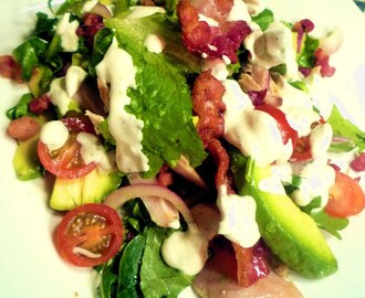 Supergod kycklingsallad med dragondressing