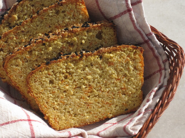 Glutenfritt bröd med morot och citron och mer om Kostfonden