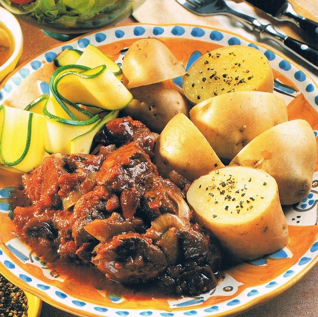 Köttgryta med tomater