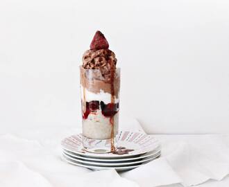 How to Make a Breakfast Parfait // 6 Examples of Healthy Parfaits!