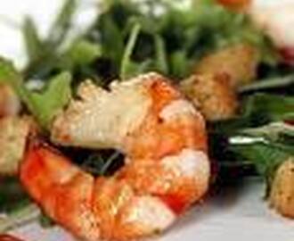 Scampi med sweet chili-sallad