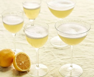 Limoncello gin fizz