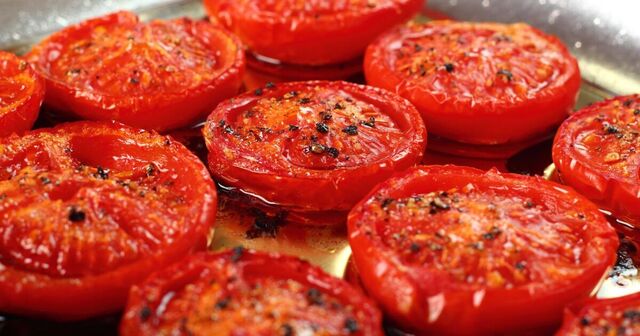 Så steker du tomater på bästa sätt