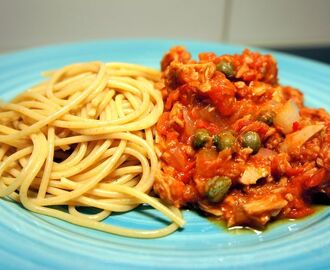 Pasta med tonfisksås