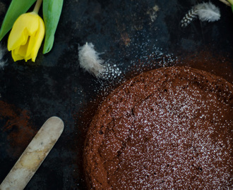 Gluten Free Chocolate Cake with Passionfruit (Glutenfri Chokladkaka med Passionsfrukt)