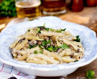 Krämig pasta med svamp och tryffelolja