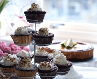 Chokladmuffins med italiensk maräng