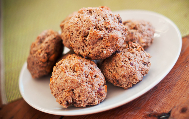 Grova scones med nötter