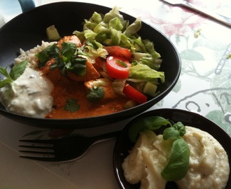 Chicken tikka masala med Raita