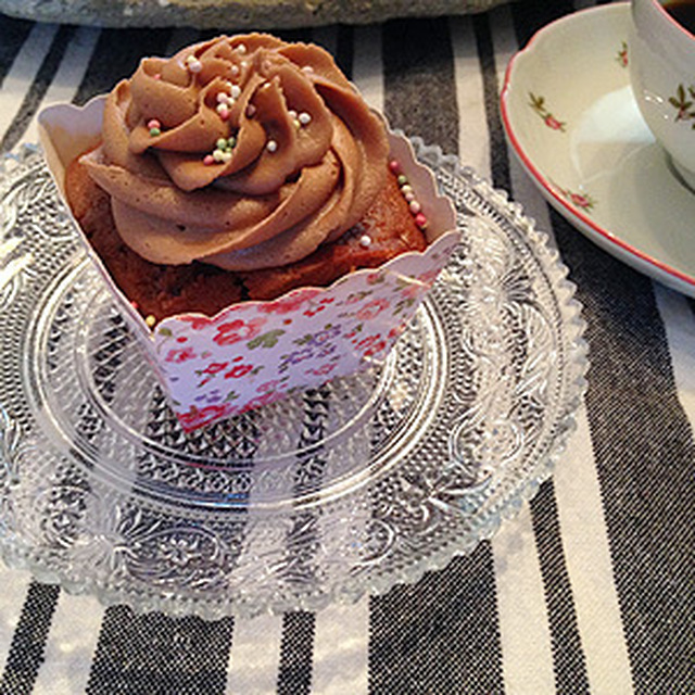 En liten chokladcupcake med ljuvlig smak av kaffe och choklad!