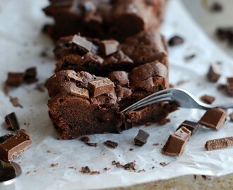 Double chocolate brownie cake