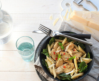 Pasta med kyckling och pesto